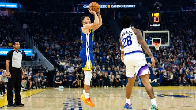 Steph Curry Leads Warriors to 123-114 Win Over Jazz Amid Draymond Green Ejection