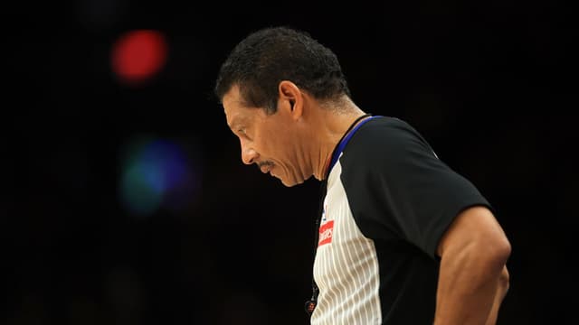 Ref Bill Kennedy Wheeled Off Court During Magic-76ers