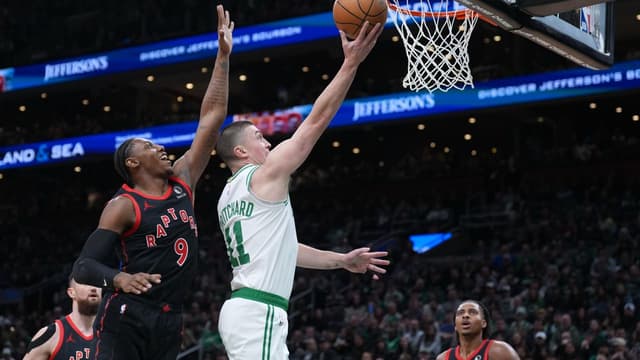 Jayson Tatum Caught Getting Shocked At Teammate Payton Pritchard Getting Posterized