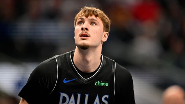 Cooper Flagg Injured, Heads To Locker Room