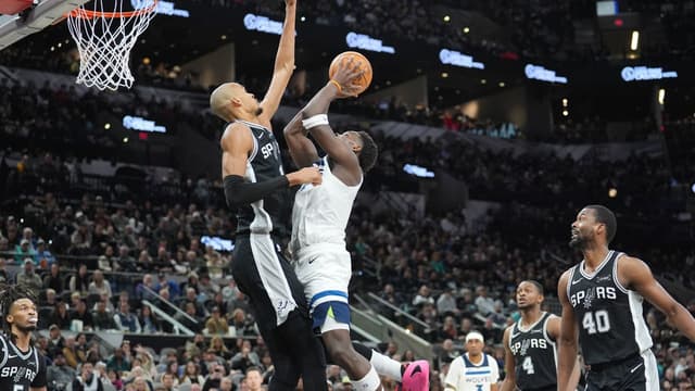 Anthony Edwards Drains 3 Over Victor Wembanyama For 51 Points 