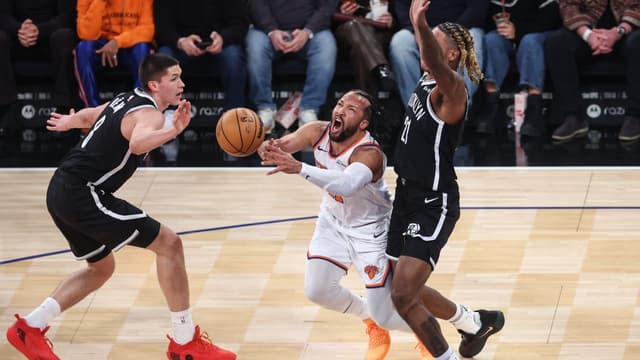 Knicks Seen In High Spirits Mid-Game Against Nets Amid Rumors Of Tension