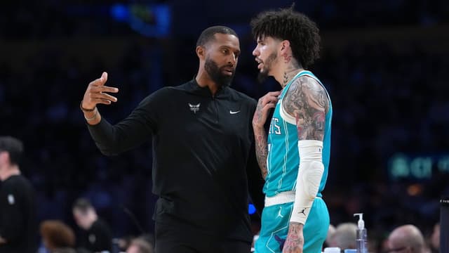 HC Charles Lee Takes Full Blame For Wild Collision With LaMelo Ball