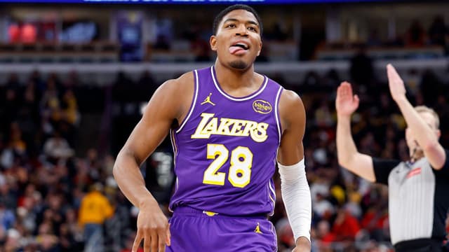 Rui Hachimura Seals The Win For The Lakers With Wide Open Dunk