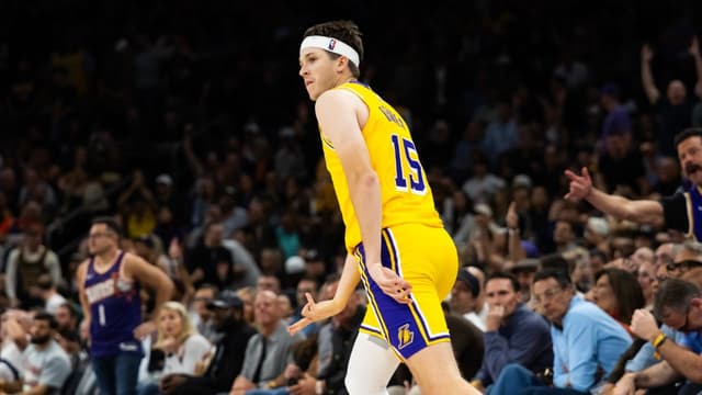 Lakers Take Slim WCSF Game 2 Lead Into Half Time