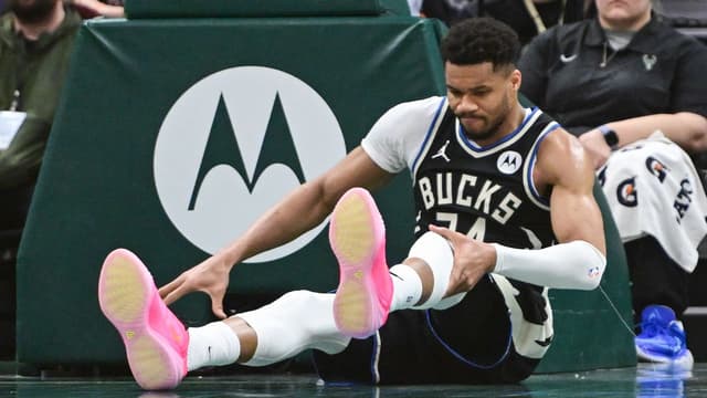 Giannis Antetokounmpo Isn't Going To Get Imaging On His Knee Post Injury