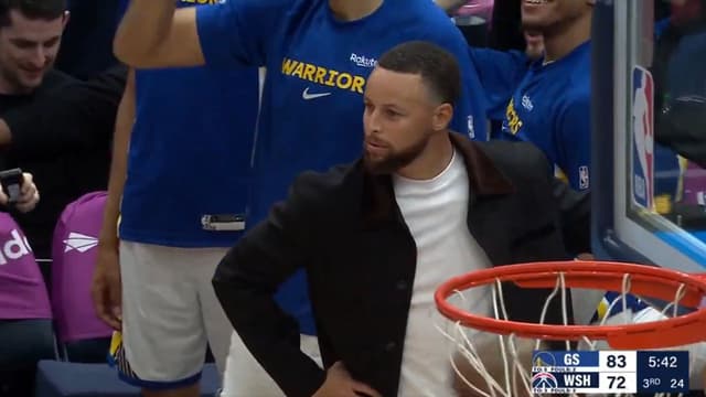 Steph Curry Shocked At De'Anthony Melton's Poster Dunk