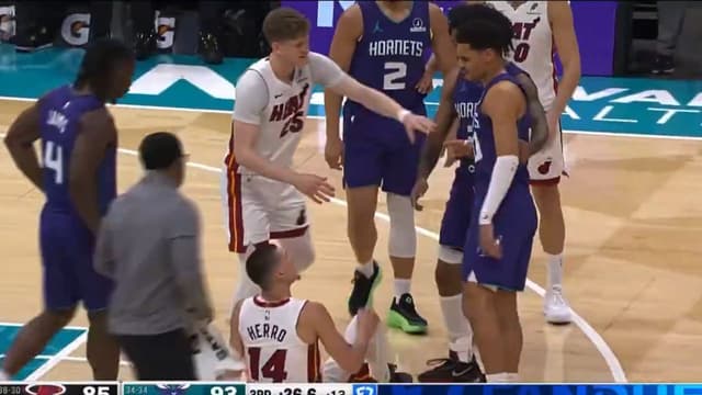 Tyler Herro and Josh Green Get Into A Tussle