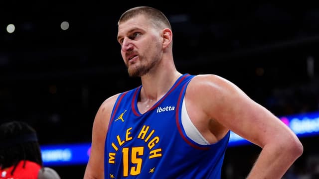 Suns HC Is Trying To Figure Out Of They Should Force Nikola Jokic Into Passing Or Scoring