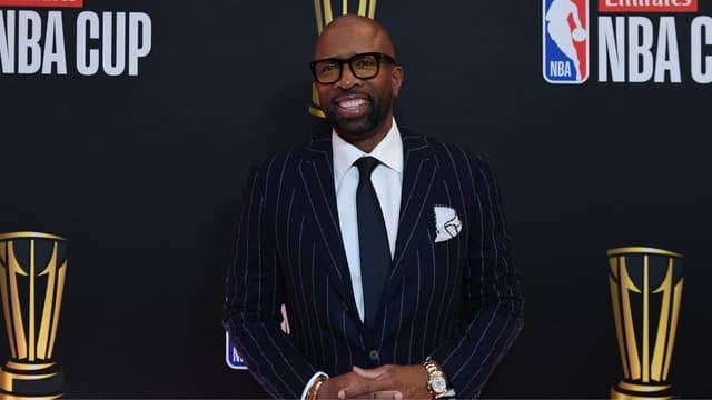 Kenny Smith's One Stipulation For The Next UNC Head Coach