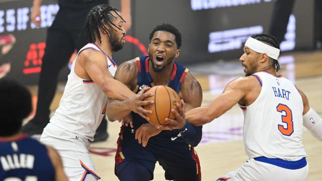 Knicks Lead By 19 Points At The Half Of Game 4 Vs The Cavs