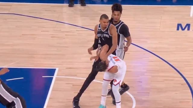 Victor Wembanyama Won't Be Assessed A Flagrant For Shoving Jalen Brunson