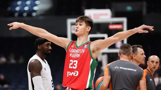 Lakers Trade Their 56th Pick To The Mavericks