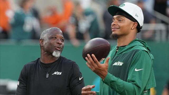 Aaron Glenn Explains Justin Fields’ Benching: “We Needed a Spark Out There”