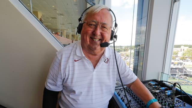 Gene Deckerhoff to Retire After 37 Seasons as Buccaneers’ Voice