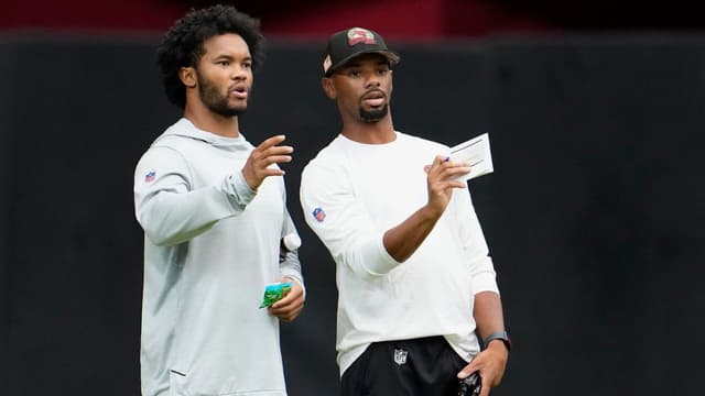 Bears Target Cardinals’ Connor Senger in Offensive Coordinator Search