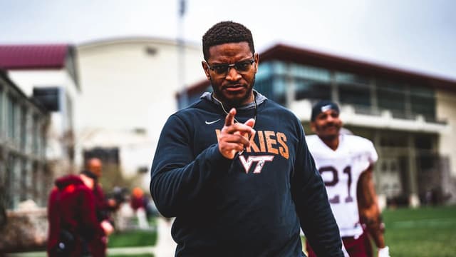 Deion Sanders Elevates Chris Marve to Defensive Coordinator