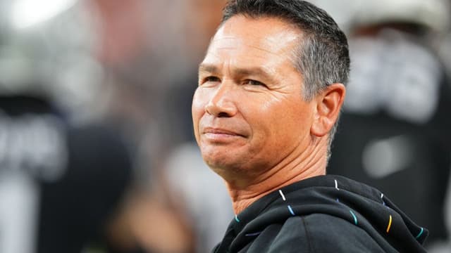 Maxx Crosby, Raiders Players Unhappy With Alex Guerrero Presence