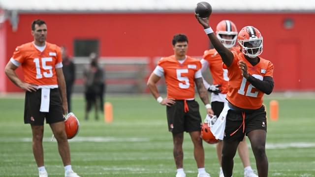 Cleveland Browns Mocked By Fans for Paying 8 Quarterbacks This Year
