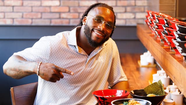 Jaylon Smith Turns $100K Oura Investment Into 10x Return