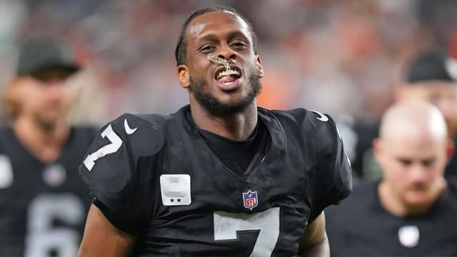 Raiders Set To Release Geno Smith