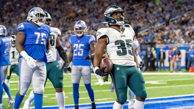 Eagles RB Boston Scott Announces Retirement After 6-Year Run